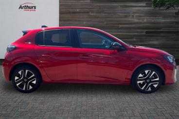 SPOTICAR Peugeot 208 1.2 Puretech Allure Euro 6 (s/s) 5dr Used Car - Hatchback Petrol Red - Wrexham - 1200618959_2