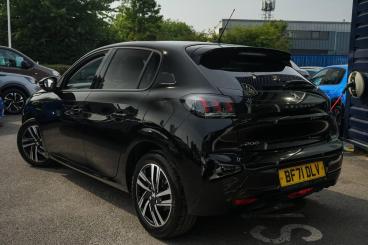 SPOTICAR Peugeot 208 1.2 Puretech Allure Premium Euro 6 (s/s) 5dr Used Car - Hatchback Petrol Black - Leamington - 1200620111_2