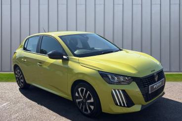 SPOTICAR Peugeot 208 1.2 Puretech Active Euro 6 (s/s) 5dr Used Car - Hatchback Petrol Yellow - Taunton - 1200622216_1
