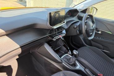 SPOTICAR Peugeot 208 1.2 Puretech Active Euro 6 (s/s) 5dr Used Car - Hatchback Petrol Yellow - Taunton - 1200622216_2