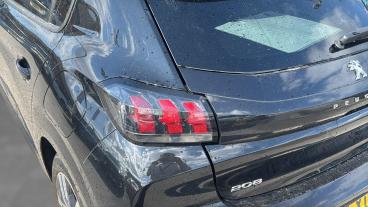 SPOTICAR Peugeot 208 1.2 Puretech Active Premium + Euro 6 (s/s) 5dr Used Car - Hatchback Petrol Black - Salford - 1200624610_5
