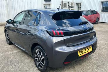 SPOTICAR Peugeot 208 1.2 Puretech Allure Premium + Eat Euro 6 (s/s) 5dr Used Car - Hatchback Petrol Grey - Dartford - 1200624842_2