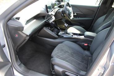 SPOTICAR Peugeot 208 1.2 Puretech Gt Euro 6 (s/s) 5dr Used Car - Hatchback Petrol Grey - Yeovil - 1200625638_2