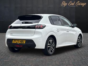 SPOTICAR Peugeot 208 1.2 Puretech Active Premium + Euro 6 (s/s) 5dr Used Car - Hatchback Petrol White - Luton - 1200628876_3