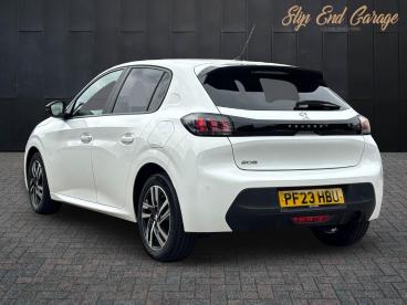 SPOTICAR Peugeot 208 1.2 Puretech Active Premium + Euro 6 (s/s) 5dr Used Car - Hatchback Petrol White - Luton - 1200628876_5