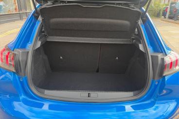SPOTICAR Peugeot 208 1.2 Puretech Gt Line Euro 6 (s/s) 5dr Used Car - Hatchback Petrol Blue - Newark On Trent - 1200631732_5