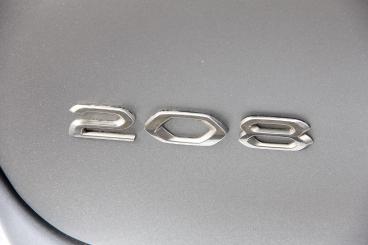SPOTICAR Peugeot 208 1.2 Puretech Active Premium + Euro 6 (s/s) 5dr Used Car - Hatchback Petrol Grey - Lichfield - 1200632073_4