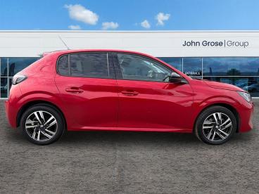 SPOTICAR Peugeot 208 1.2 Puretech Allure Premium + Euro 6 (s/s) 5dr Used Car - Hatchback Petrol Red - Ipswich - 200636003_2