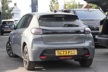 SPOTICAR Peugeot 208 1.2 Puretech Allure Euro 6 (s/s) 5dr Used Car - Hatchback Petrol Grey - Lichfield - 1200639759_3
