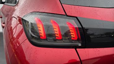SPOTICAR Peugeot 208 1.2 Puretech Allure Premium + Euro 6 (s/s) 5dr Used Car - Hatchback Petrol Red - Bristol - 1200640149_5
