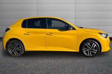 SPOTICAR Peugeot 208 1.2 Puretech Allure Premium + Euro 6 (s/s) 5dr Used Car - Hatchback Petrol Yellow - Peterborough - 1200640724_4
