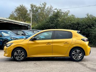 SPOTICAR Peugeot 208 1.2 Puretech Active Premium + Euro 6 (s/s) 5dr Used Car - Hatchback Petrol Yellow - Pontypridd - 1200642834_4