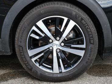 SPOTICAR Peugeot 3008 1.2 Hybrid Gt E-dsc6 Euro 6 (s/s) 5dr Used Car - Suv Hybrid Black - Hinckley - 1200546525_4