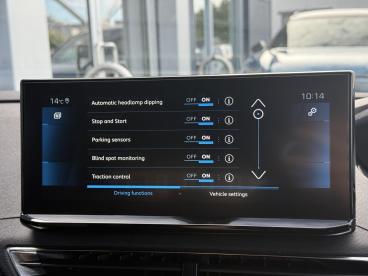 SPOTICAR Peugeot 3008 1.2 Hybrid Allure Premium + E-dsc6 Euro 6 (s/s) 5d Used Car - Suv Hybrid Black - Watford - 1200549006_5