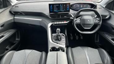 SPOTICAR Peugeot 3008 1.2 Puretech Allure Premium Euro 6 (s/s) 5dr Used Car - Suv Petrol Blue - Nottingham - 1200550110_4