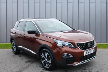 SPOTICAR Peugeot 3008 1.2 Puretech Allure Euro 6 (s/s) 5dr Used Car - Suv Petrol Bronze - Dorchester - 1200552463_1