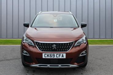 SPOTICAR Peugeot 3008 1.2 Puretech Allure Euro 6 (s/s) 5dr Used Car - Suv Petrol Bronze - Dorchester - 1200552463_3