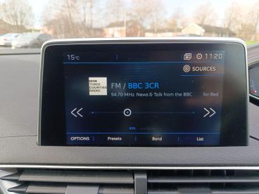 SPOTICAR Peugeot 3008 1.2 Puretech Gt Line Premium Euro 6 (s/s) 5dr Used Car - Suv Petrol Grey - Aylesbury - 1200553589_4