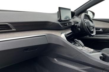 SPOTICAR Peugeot 3008 1.6 13.2kwh Gt Premium E-eat Euro 6 (s/s) 5dr Used Car - Suv Plug-in Hybrid Red - Basildon - 1200555391_2