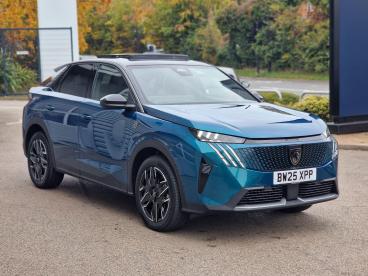 SPOTICAR Peugeot 3008 1.2 Hybrid Gt E-dsc6 Euro 6 (s/s) 5dr Used Car - Suv Hybrid Blue - Coventry - 1200556700_1