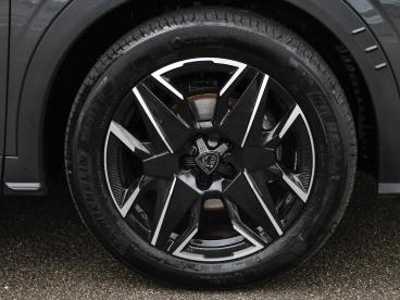 SPOTICAR Peugeot 3008 1.2 Hybrid Allure E-dsc6 Euro 6 (s/s) 5dr Used Car - Suv Hybrid Grey - Hinckley - 1200556973_4