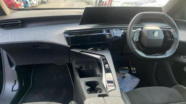 SPOTICAR Peugeot 3008 1.2 Hybrid Gt E-dsc6 Euro 6 (s/s) 5dr Used Car - Suv Hybrid Black - Wimbledon - 1200561286_4