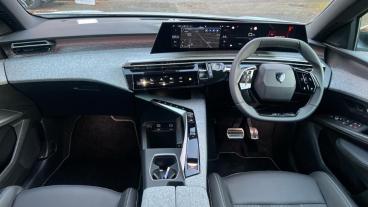 SPOTICAR Peugeot 3008 1.2 Hybrid Gt E-dsc6 Euro 6 (s/s) 5dr Used Car - Suv Hybrid White - Stockport - 1200561909_4