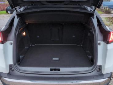 SPOTICAR Peugeot 3008 1.2 Puretech Gt Euro 6 (s/s) 5dr Used Car - Suv Petrol White - Portsmouth - 1200562605_5