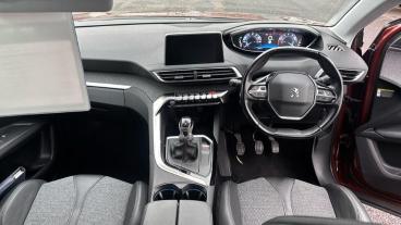 SPOTICAR Peugeot 3008 1.2 Puretech Allure Euro 6 (s/s) 5dr Used Car - Suv Petrol  - Bristol - 1200562697_4