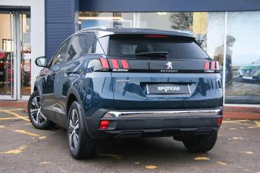 SPOTICAR Peugeot 3008 1.2 Puretech Allure Premium + Eat Euro 6 (s/s) 5dr Used Car - Suv Petrol Blue - Bulkington - 1200564676_3