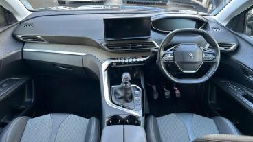 SPOTICAR Peugeot 3008 1.2 Puretech Allure Premium Euro 6 (s/s) 5dr Used Car - Suv Petrol Grey - Godalming - 1200570063_5