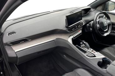 SPOTICAR Peugeot 3008 1.2 Puretech Gt Premium Eat Euro 6 (s/s) 5dr Used Car - Suv Petrol Black - Southend-on-sea - 1200570861_2