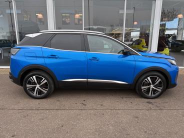 SPOTICAR Peugeot 3008 1.6 13.2kwh Gt Premium E-eat 4wd Euro 6 (s/s) 5dr Used Car - Suv Plug-in Hybrid Blue - Boston - 1200575054_2