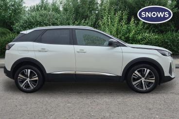 SPOTICAR Peugeot 3008 1.2 Puretech Allure Eat Euro 6 (s/s) 5dr Used Car - Suv Petrol White - Romsey - 1200577666_5