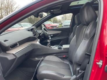 SPOTICAR Peugeot 3008 1.2 Puretech Gt Euro 6 (s/s) 5dr Used Car - Suv Petrol Red - Taunton - 1200577782_2