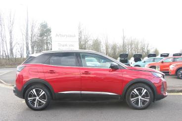 SPOTICAR Peugeot 3008 1.2 Puretech Gt Eat Euro 6 (s/s) 5dr Used Car - Suv Petrol Red - Walsall - 1200581260_4