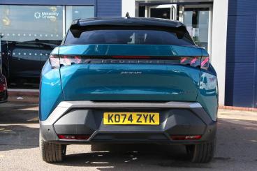 SPOTICAR Peugeot 3008 1.2 Hybrid Gt E-dsc6 Euro 6 (s/s) 5dr Used Car - Suv Hybrid Blue - Bulkington - 1200584870_3