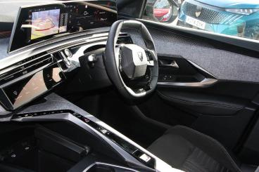 SPOTICAR Peugeot 3008 1.2 Hybrid Gt E-dsc6 Euro 6 (s/s) 5dr Used Car - Suv Hybrid Blue - Bulkington - 1200584870_5