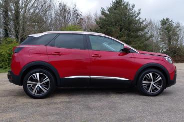SPOTICAR Peugeot 3008 1.2 Puretech Allure Eat Euro 6 (s/s) 5dr Used Car - Suv Petrol Red - Eastbourne - 1200585926_2
