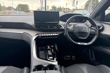 SPOTICAR Peugeot 3008 1.6 13.2kwh Gt E-eat 4wd Euro 6 (s/s) 5dr Used Car - Suv Plug-in Hybrid Red - Worthing - 1200592773_3