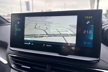 SPOTICAR Peugeot 3008 1.6 13.2kwh Gt E-eat 4wd Euro 6 (s/s) 5dr Used Car - Suv Plug-in Hybrid Red - Worthing - 1200592773_5