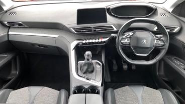 SPOTICAR Peugeot 3008 1.2 Puretech Allure Euro 6 (s/s) 5dr Used Car - Suv Petrol  - Sale - 1200594285_4