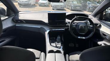 SPOTICAR Peugeot 3008 1.2 Puretech Gt Premium Eat Euro 6 (s/s) 5dr Used Car - Suv Petrol Blue - Godalming - 1200601152_4