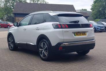 SPOTICAR Peugeot 3008 1.6 13.2kwh Allure Premium E-eat Euro 6 (s/s) 5dr Used Car - Suv Plug-in Hybrid White - Fareham - 1200601908_5