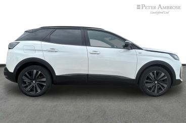 SPOTICAR Peugeot 3008 1.2 Puretech Gt Eat Euro 6 (s/s) 5dr Used Car - Suv Petrol White - Castleford - 1200605382_2