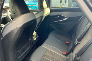 SPOTICAR Peugeot 3008 1.2 Gt E-dsc6 Euro 6 (s/s) 5dr Used Car - Suv Hybrid Black - Dartford - 1200606611_5