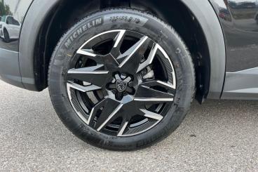 SPOTICAR Peugeot 3008 1.2 Gt E-dsc6 Euro 6 (s/s) 5dr Used Car - Suv Hybrid Black - Basildon - 1200607951_5