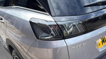 SPOTICAR Peugeot 3008 1.2 Puretech Gt Eat Euro 6 (s/s) 5dr Used Car - Suv Petrol Grey - Sheffield - 1200608376_5