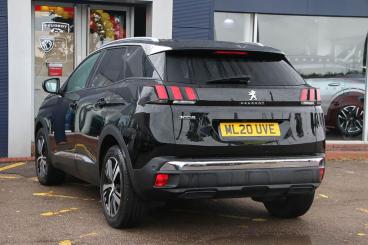 SPOTICAR Peugeot 3008 1.2 Puretech Allure Euro 6 (s/s) 5dr Used Car - Suv Petrol Black - Bulkington - 1200609198_3