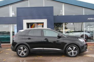 SPOTICAR Peugeot 3008 1.2 Puretech Allure Euro 6 (s/s) 5dr Used Car - Suv Petrol Black - Bulkington - 1200609198_4